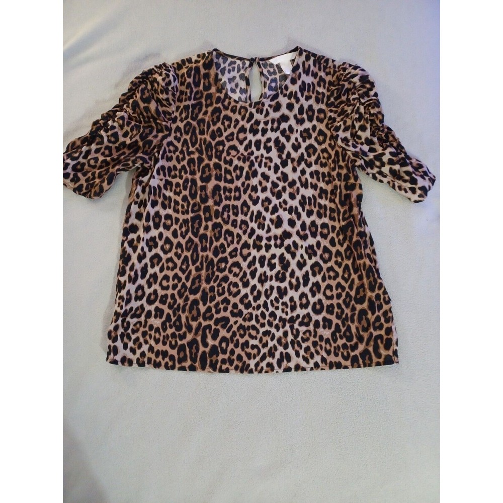 H&M womens cheetah animal print short sleeve blouse size XXS oversized